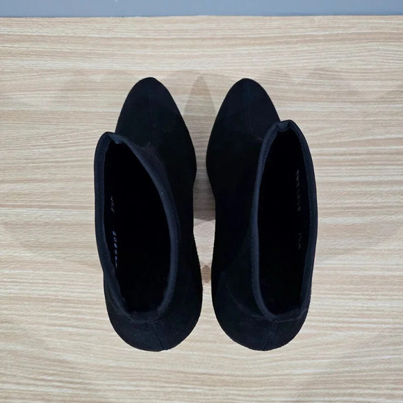 Stuart Weitzman Bootie Suede Womens Boot Black Stiletto Size Shoes Size 7.5 - Picture 8 of 12